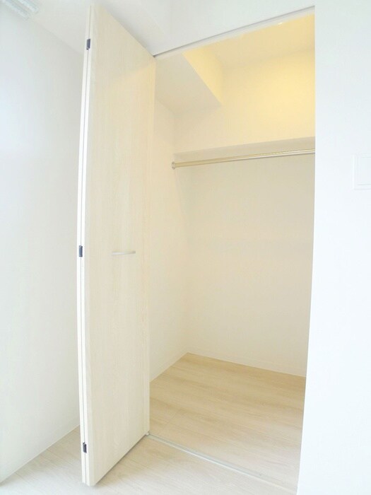 物件内観写真15　(収納)