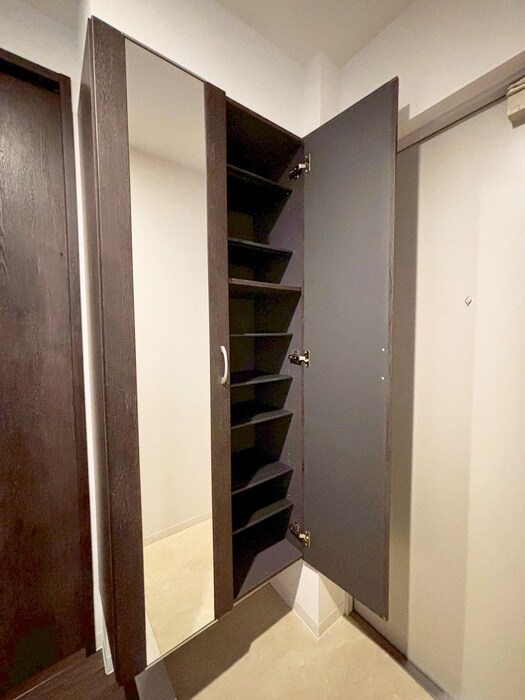 物件内観写真18　(靴箱)