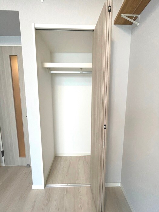 物件内観写真12　(収納)