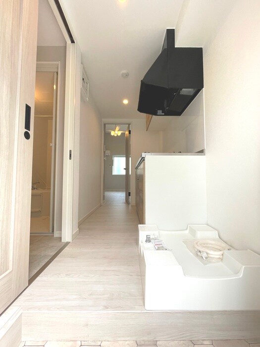 物件内観写真16　(玄関)