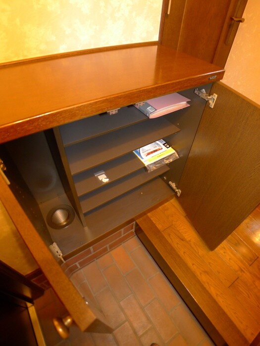 物件内観写真18　(靴箱)