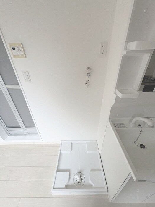 物件内観写真17　(洗濯機置場)