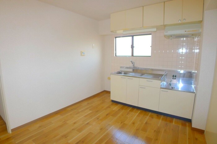 物件内観写真15　(居室)