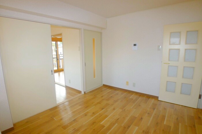 物件内観写真16　(居室)