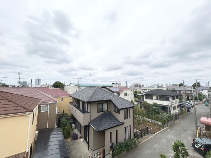 物件内観写真22　(室内からの展望)