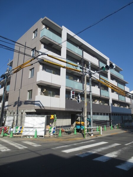 ﾌﾟﾚｰﾙ・ﾄﾞｩｰｸ志村坂上（101）外観写真