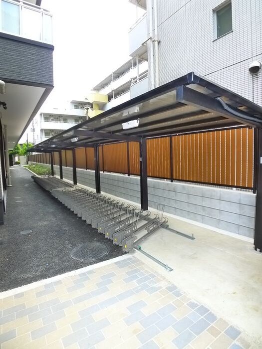 ダイヤモンドクレスト南流山の駐輪場