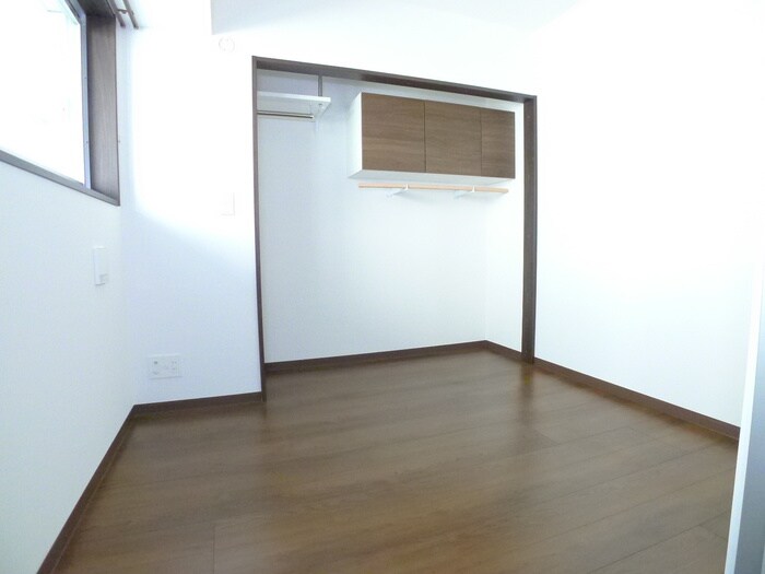 物件内観写真11　(居室)