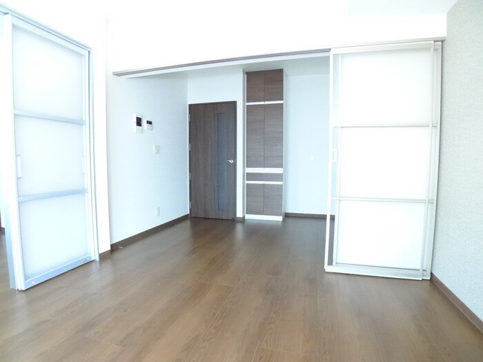 物件内観写真11　(居室)