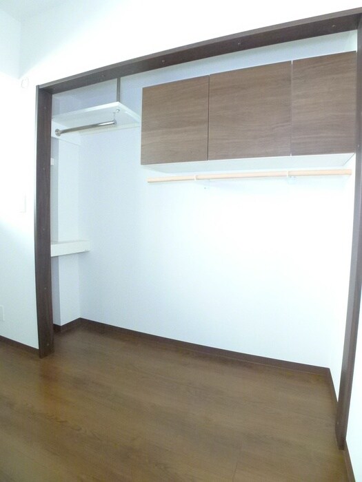 物件内観写真12　(収納)