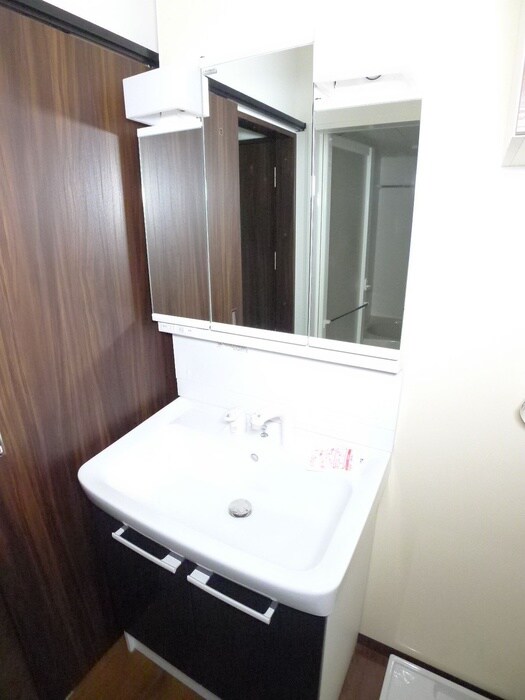 物件内観写真16　(洗面)