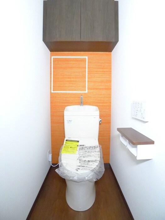 物件内観写真17　(トイレ)