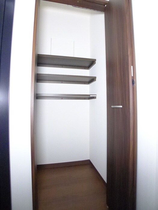 物件内観写真20　(収納)