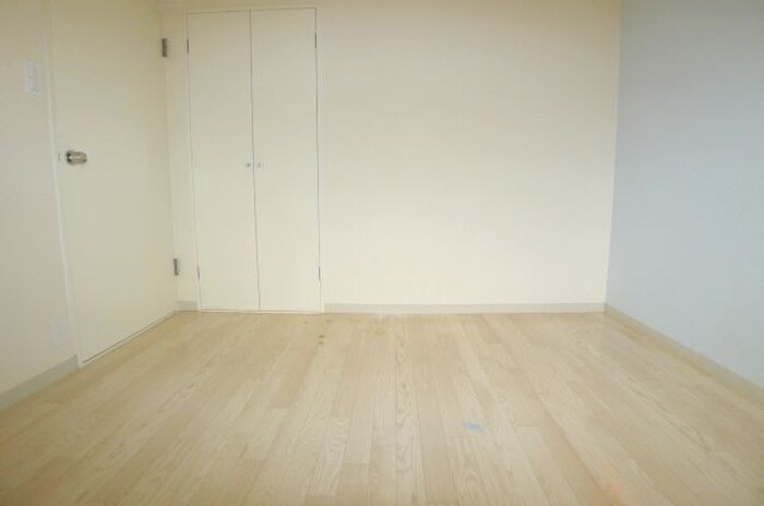 物件内観写真12　(居室)