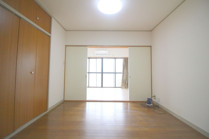 物件内観写真17　(居室)