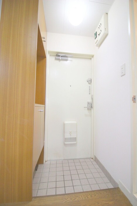 物件内観写真20　(玄関)