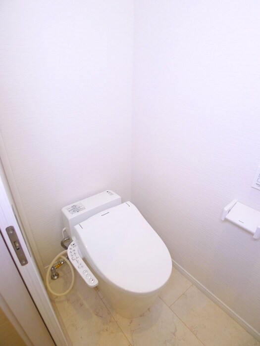 物件内観写真14　(トイレ)