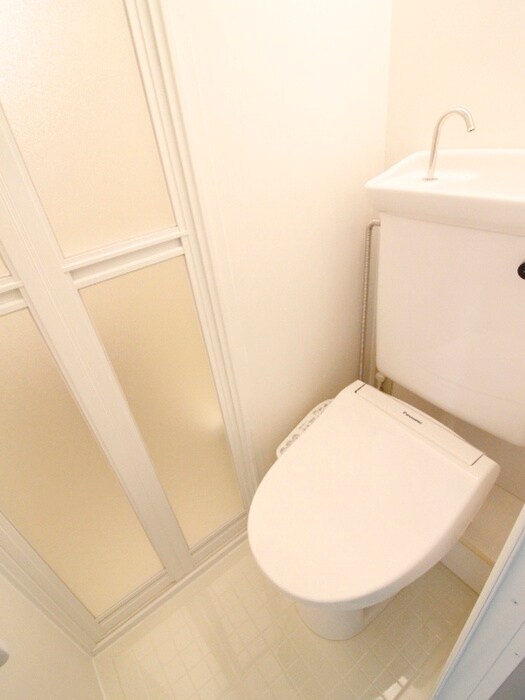 物件内観写真9　(トイレ)