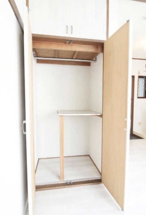 物件内観写真16　(収納)