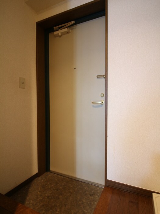物件内観写真20　(玄関)