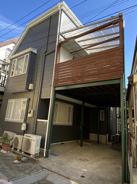 学園西町貸家外観写真