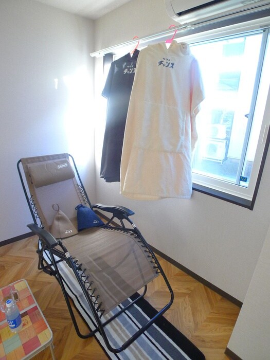 物件内観写真13　(居室)