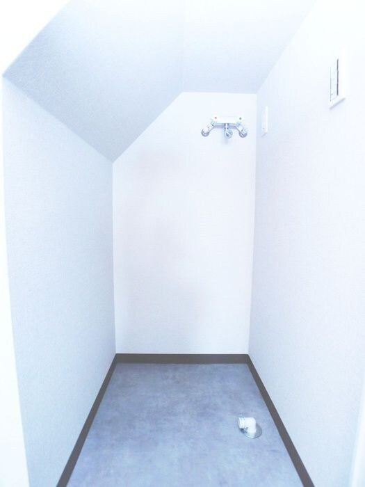 物件内観写真20　(洗濯機置場)