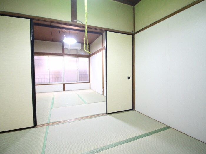 物件内観写真9　(居室)