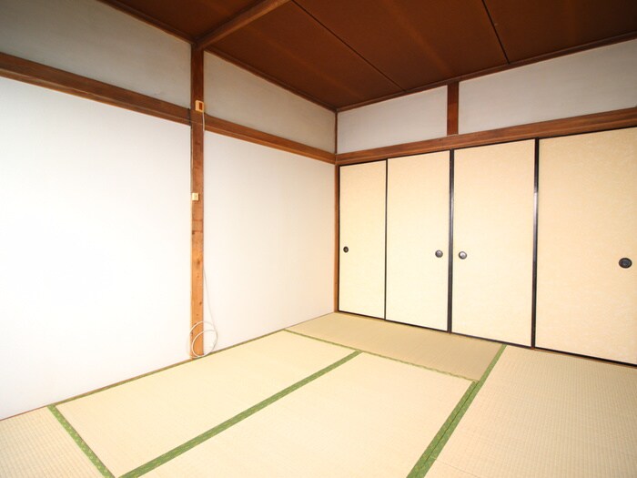 物件内観写真9　(居室)