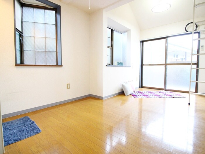 物件内観写真8　(居室)