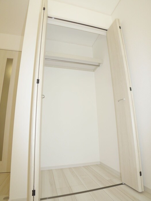 物件内観写真11　(収納)