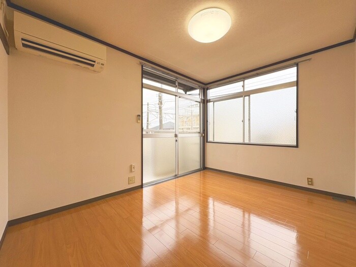 物件内観写真5　(居室)