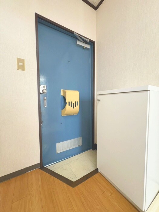 物件内観写真18　(玄関)