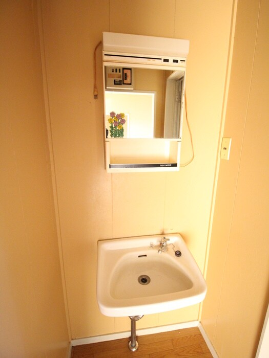 物件内観写真7　(洗面)