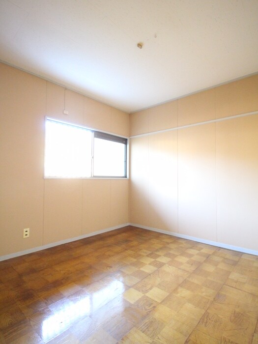 物件内観写真12　(居室)