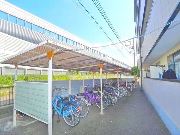 駐輪場