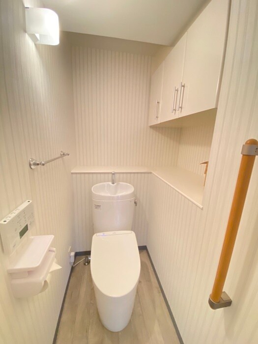 物件内観写真14　(トイレ)