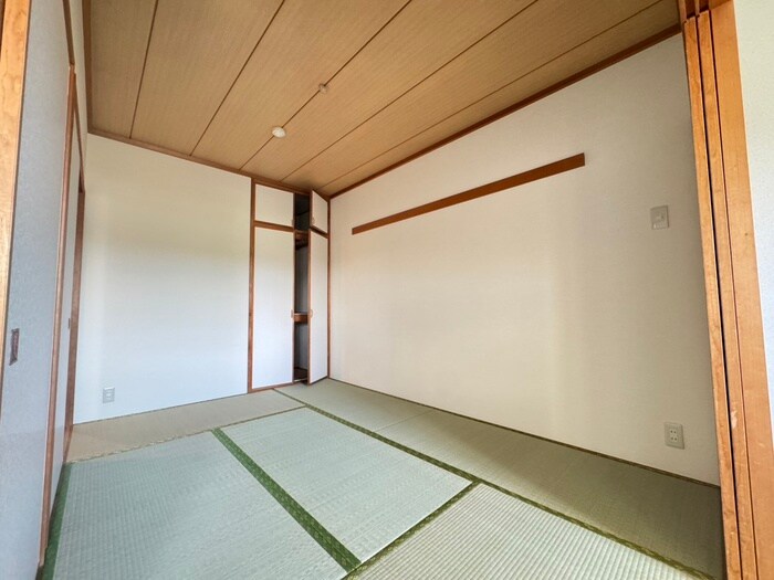 物件内観写真11　(居室)