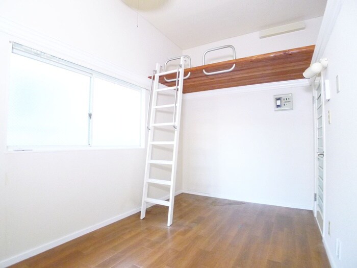 物件内観写真8　(居室)