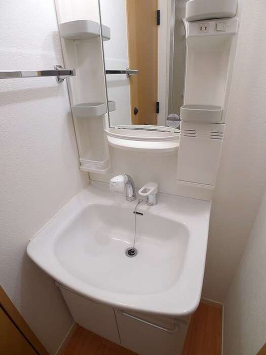 物件内観写真7　(洗面)