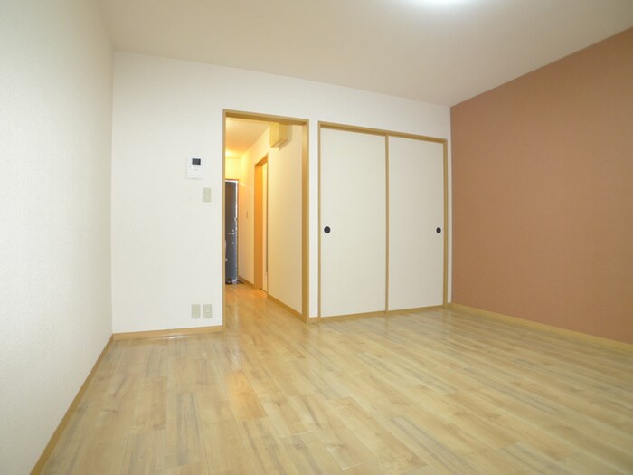 物件内観写真15　(居室)
