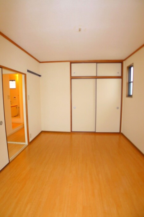 物件内観写真5　(居室)