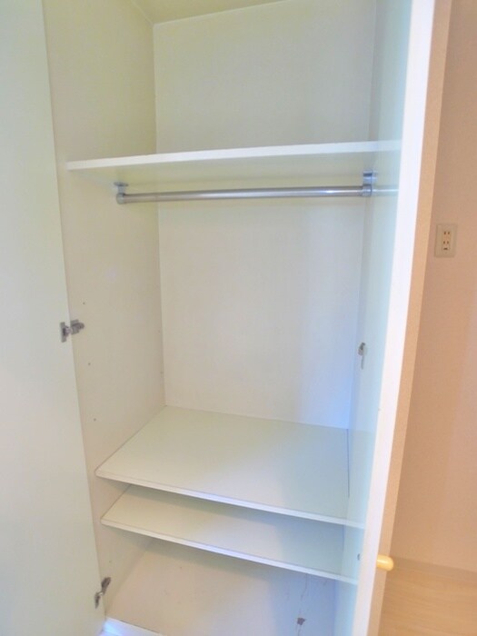 物件内観写真8　(収納)