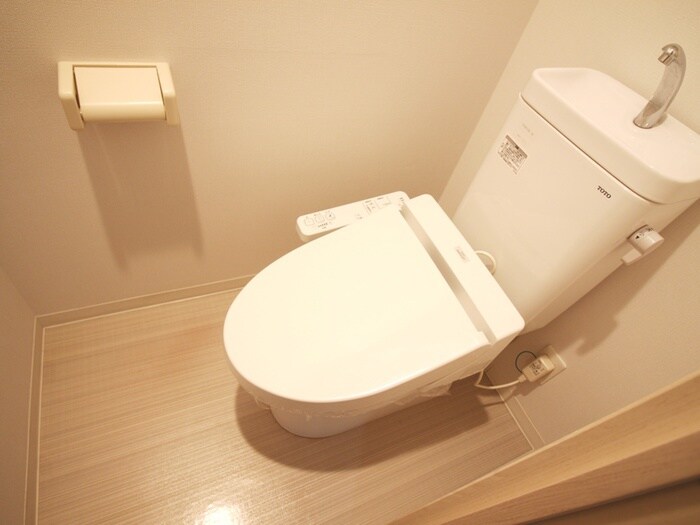 物件内観写真13　(トイレ)