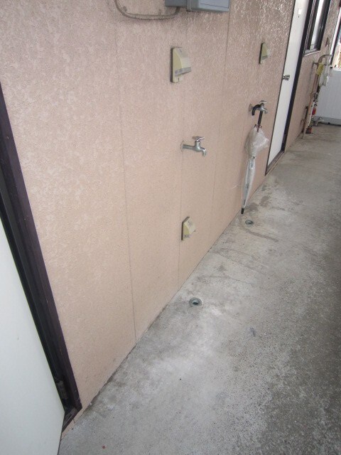 物件内観写真9　(洗濯機置場)