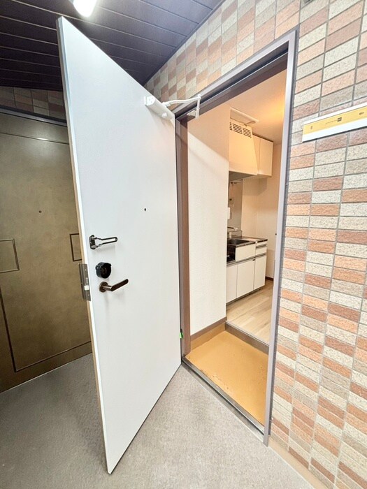 物件内観写真20　(玄関)