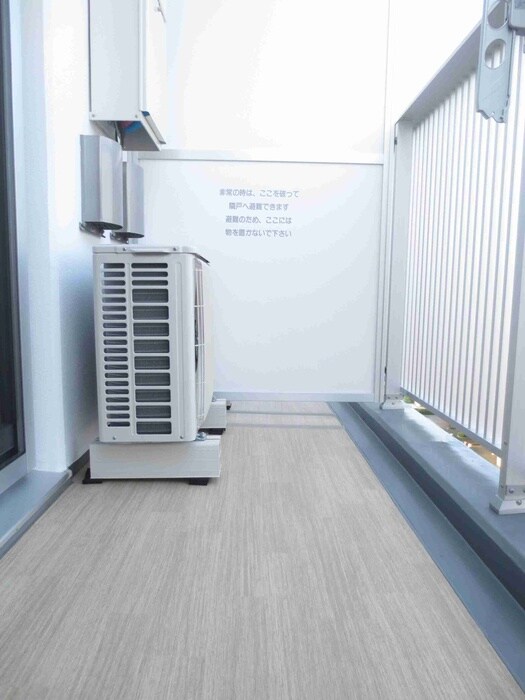 物件内観写真8　(ベランダ・バルコニー)