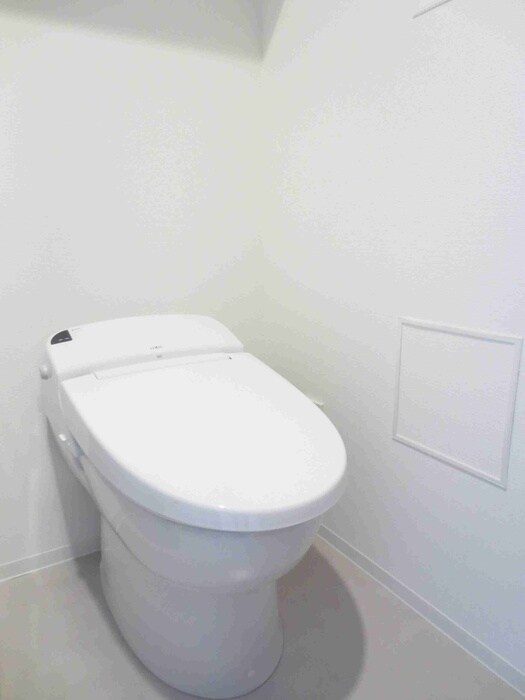 物件内観写真9　(トイレ)