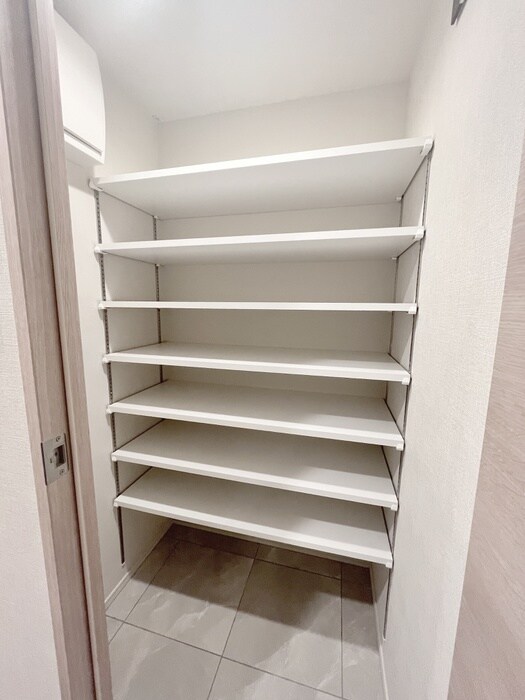 物件内観写真19　(靴箱)