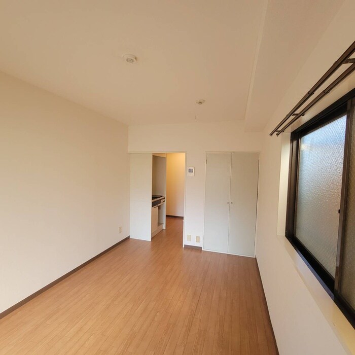 物件内観写真10　(居室)